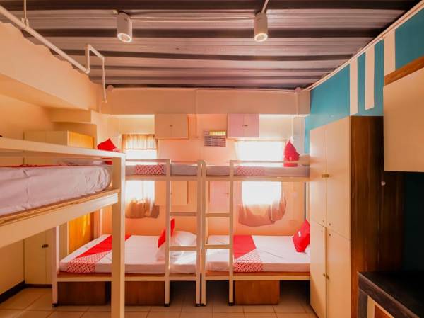 Vaccinated Staff - OYO 809 Crowne One Condo