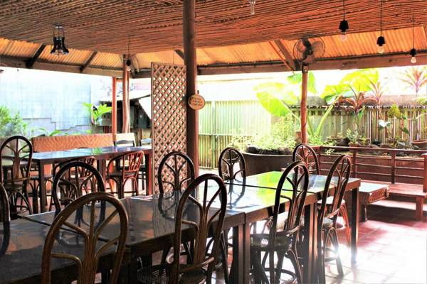 Lola Itang Pension And Restaurant