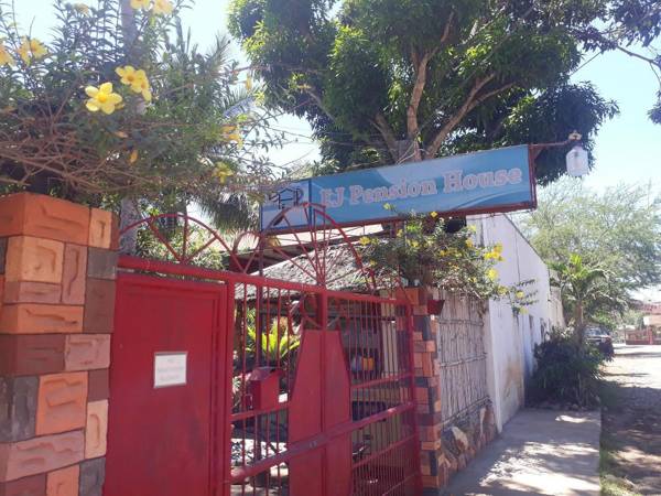 EJ Pension House