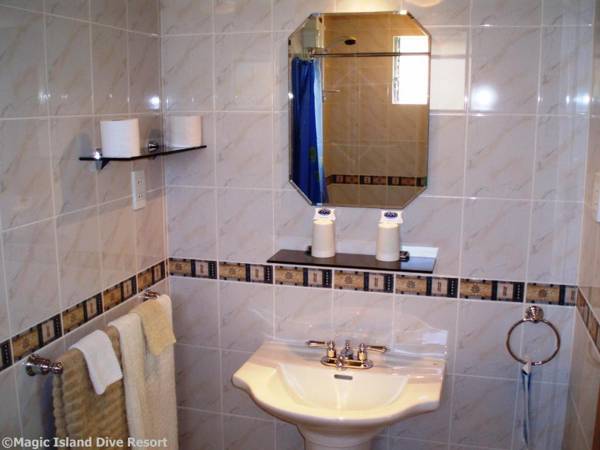 Magic Island Dive Resort