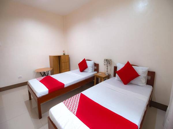 OYO 781 Junie Pension House