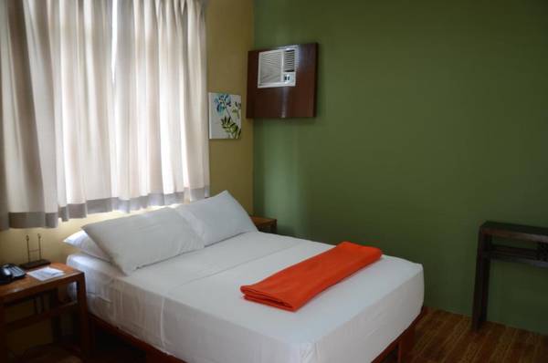 Purple Tree Bed & Breakfast