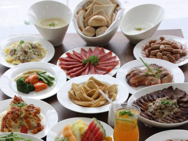 Golden Phoenix Hotel - Manila