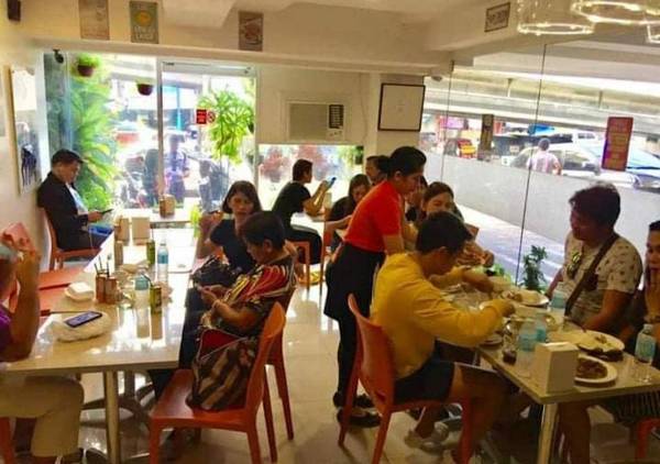 Stone House Hotel Pasay