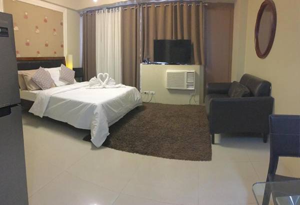 H&M Management @ One Palm Tree Villas