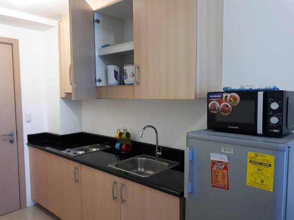 SM Light Residence - 1BR Condo with Balcony FF