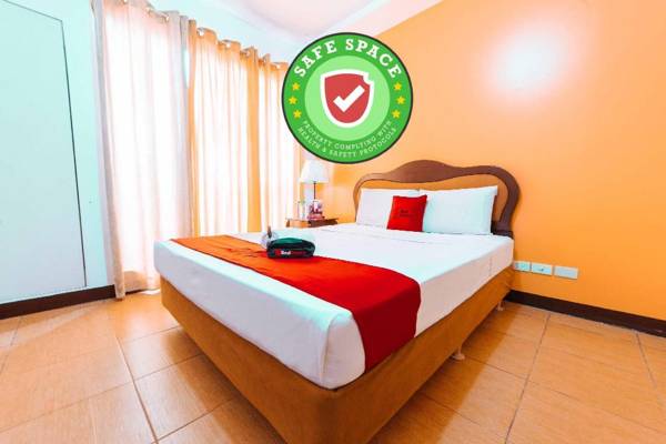 RedDoorz @ Bel Air Makati