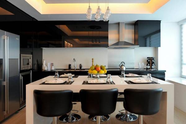 The Alpha Suites - Multiple-Use Hotel