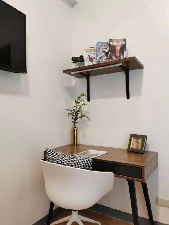 I Suites Malate Hotel & Condotel