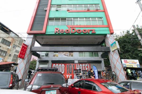 RedDoorz near Quiapo Church Manila