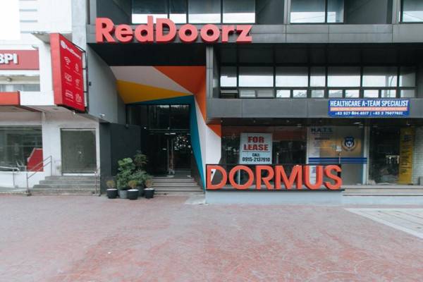 RedDoorz Hostel @ Dormus España