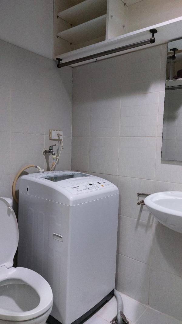 Sea Residences MOA by Queennie