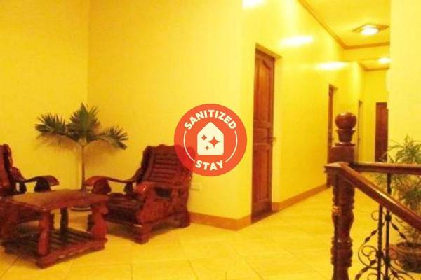 Casa D' Estrella Apartelle Vaccinated Staff