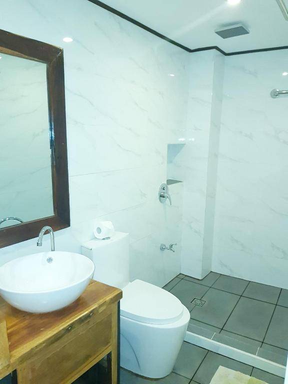 DiveGurus Boracay Beach Resort