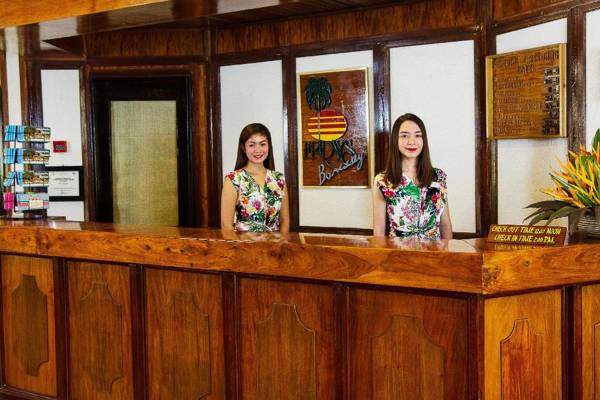 Fridays Boracay Resort