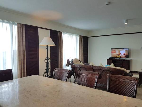 Waterfront Airport Hotel and Casino