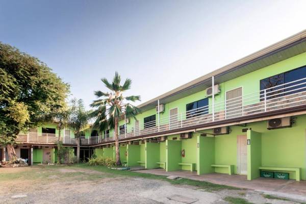 Vaccinated Staff - OYO 774 Havprins Building