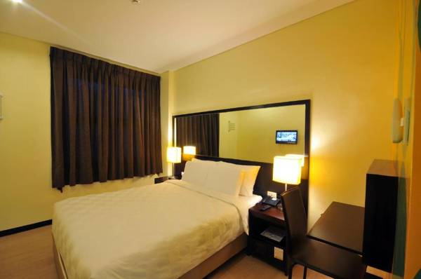 Go Hotels Iloilo