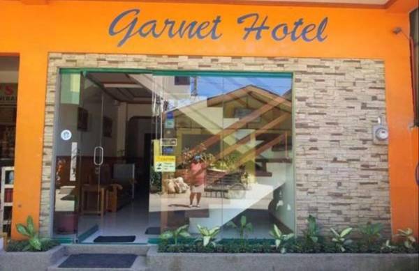 Garnet Hotel