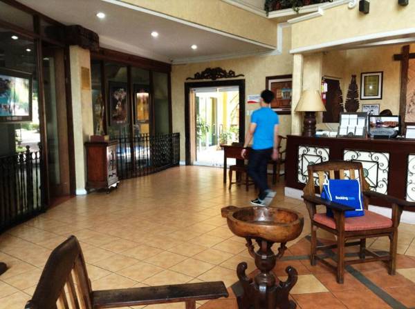 Crown Regency Residences Davao - Multiple Use Hotel