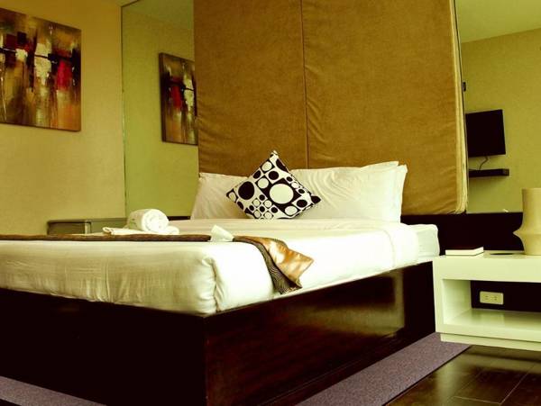 Vaccinated Staff - Capital O 826 Green Windows Dormitel