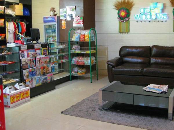 Vaccinated Staff - Capital O 826 Green Windows Dormitel