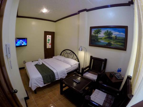 The Executive Villa Inn & Suites