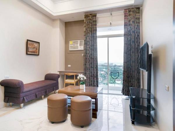 Vaccinated Staff - Capital O 460 World Palace Hotel