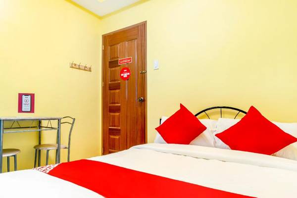 OYO 530 Yellow Pad - Vaccinated Staff