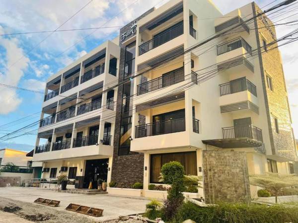 Fair Crown Suites