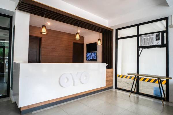 OYO 641 Traveller's Inn Matina Pangi