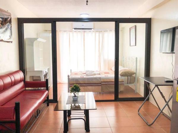 Affordable One Bedroom Condo in One Oasis 1726