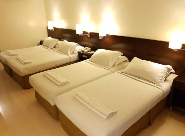 Hotel Supreme Convention Plaza