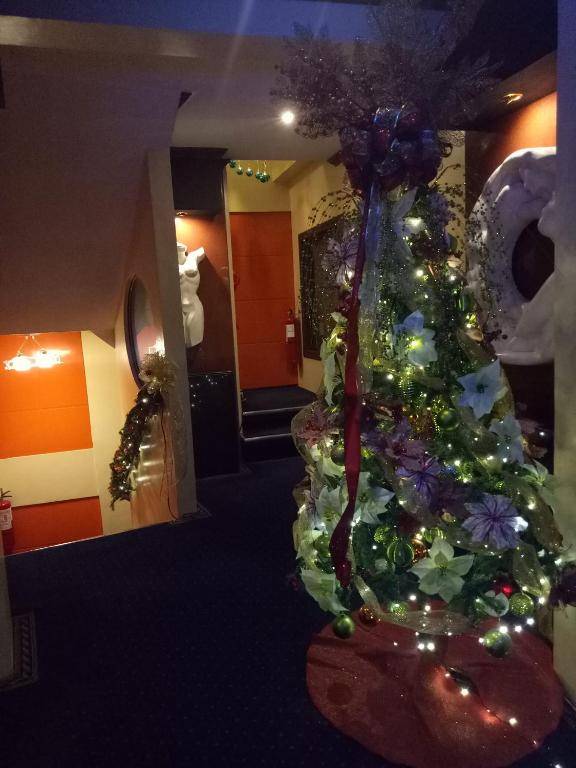 Fields Walking Street Hotel