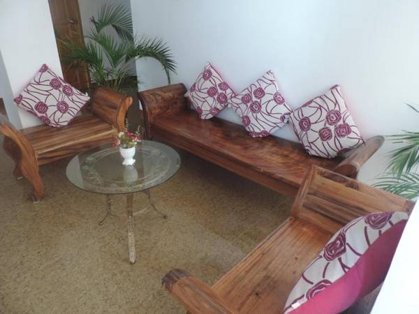 Loveres Travellers Inn