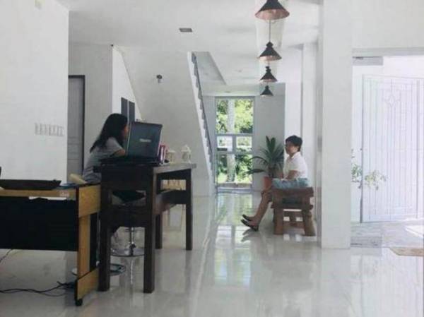 Ni Na Xiao Jie Hotel