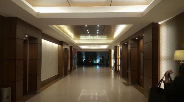 Grand Astoria Hotel