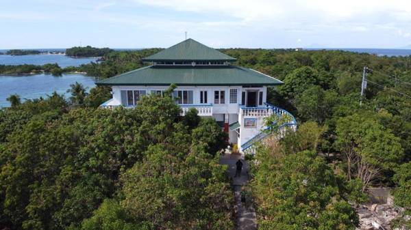Zhang Resort and Dive Center OPC