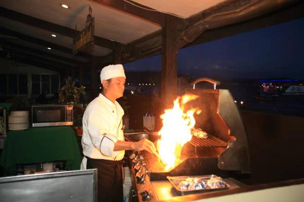 Wild Orchid Beach Resort