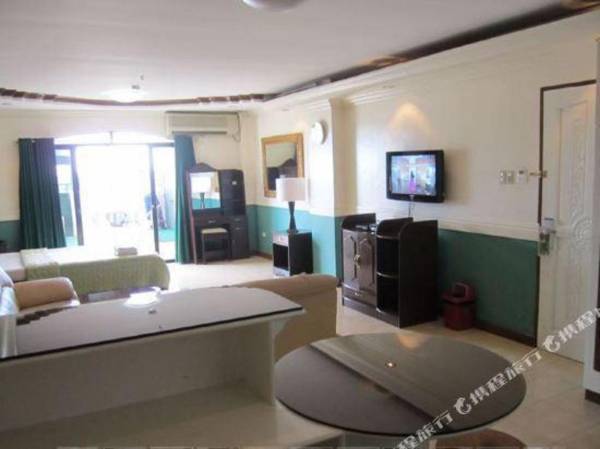Natalia Hotel