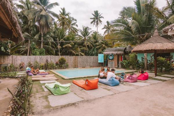 Mad Monkey Hostel Siargao