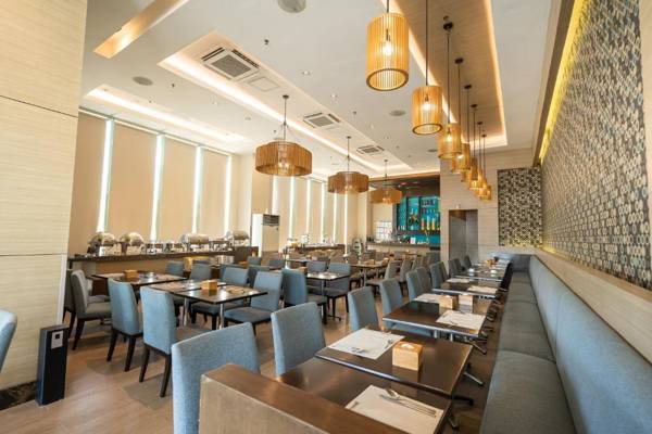 Bayfront Hotel Cebu North Reclamation - Multiple Use Hotel