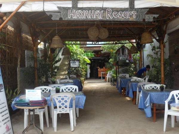 Hayahay Resort