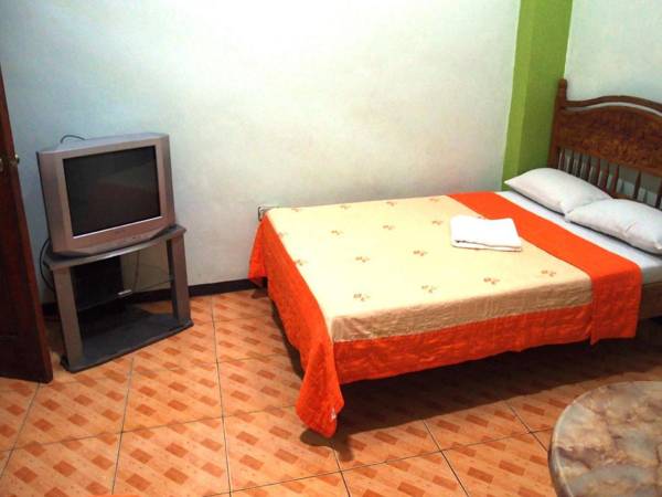 Miles Eyc Pension House