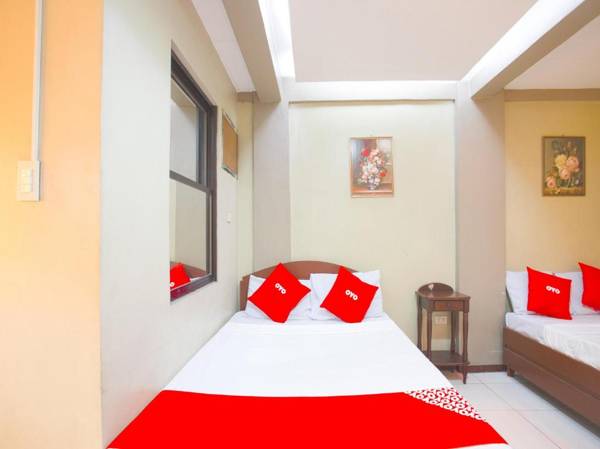 Vaccinated Staff - OYO 802 Ka Farah's Inn