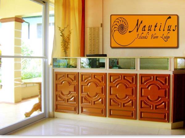 Nautilus Islands' View Lodge