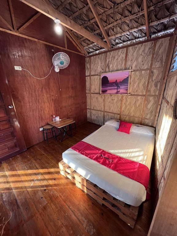 RedDoorz Hostel Monaliza Surf Resort