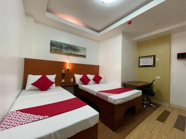 Vaccinated Staff - OYO 685 K Fortune Apartelle