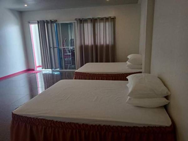 MBU Suites Bed n Breakfast