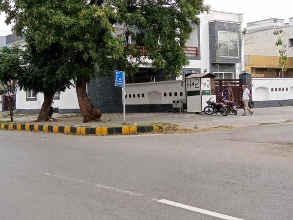 Crosswinds Guest House